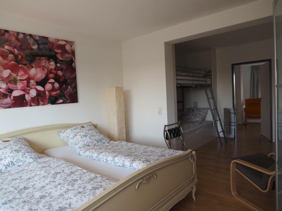 B8 - Just A Private Accommodation Dusseldorf Bagian luar foto